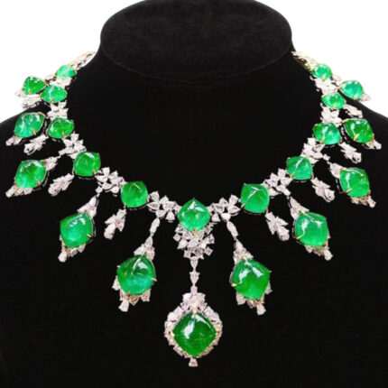 Natural Emerald Diamond Necklace