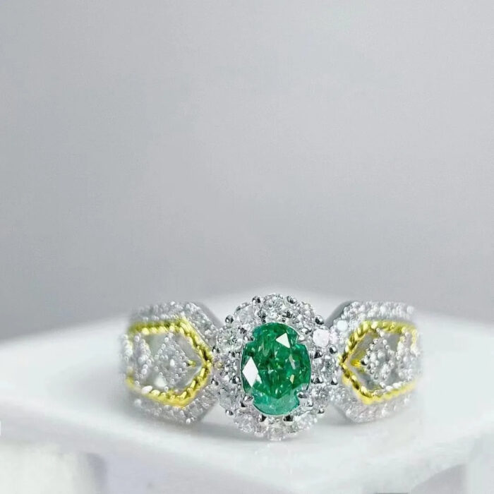 0.5CT VVS Natural Fancy Green Diamond Ring