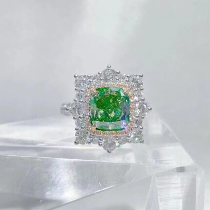 3.01CT Fancy Green Diamond Ring