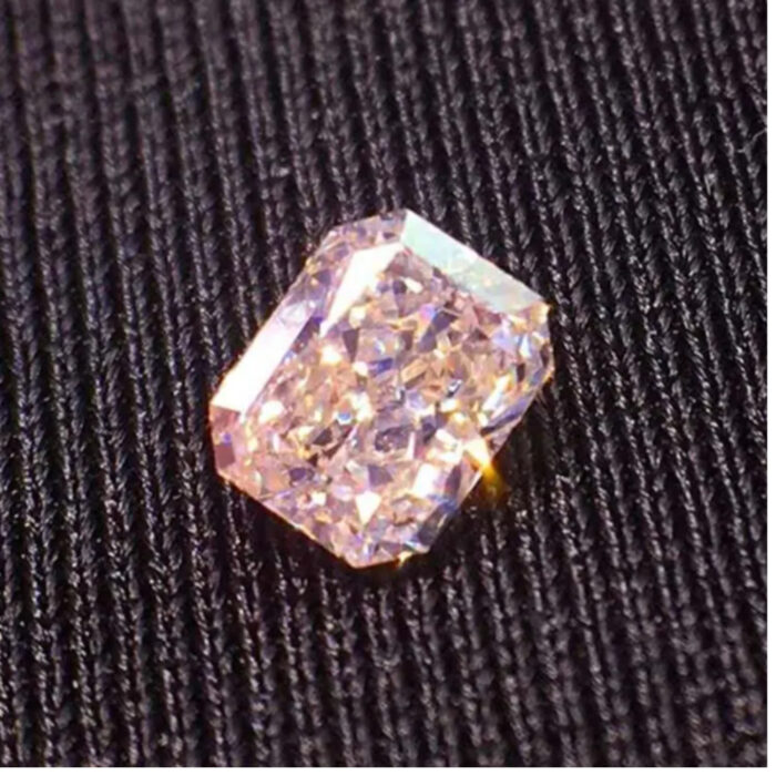 0.258ct VS Light Pink Natural diamond